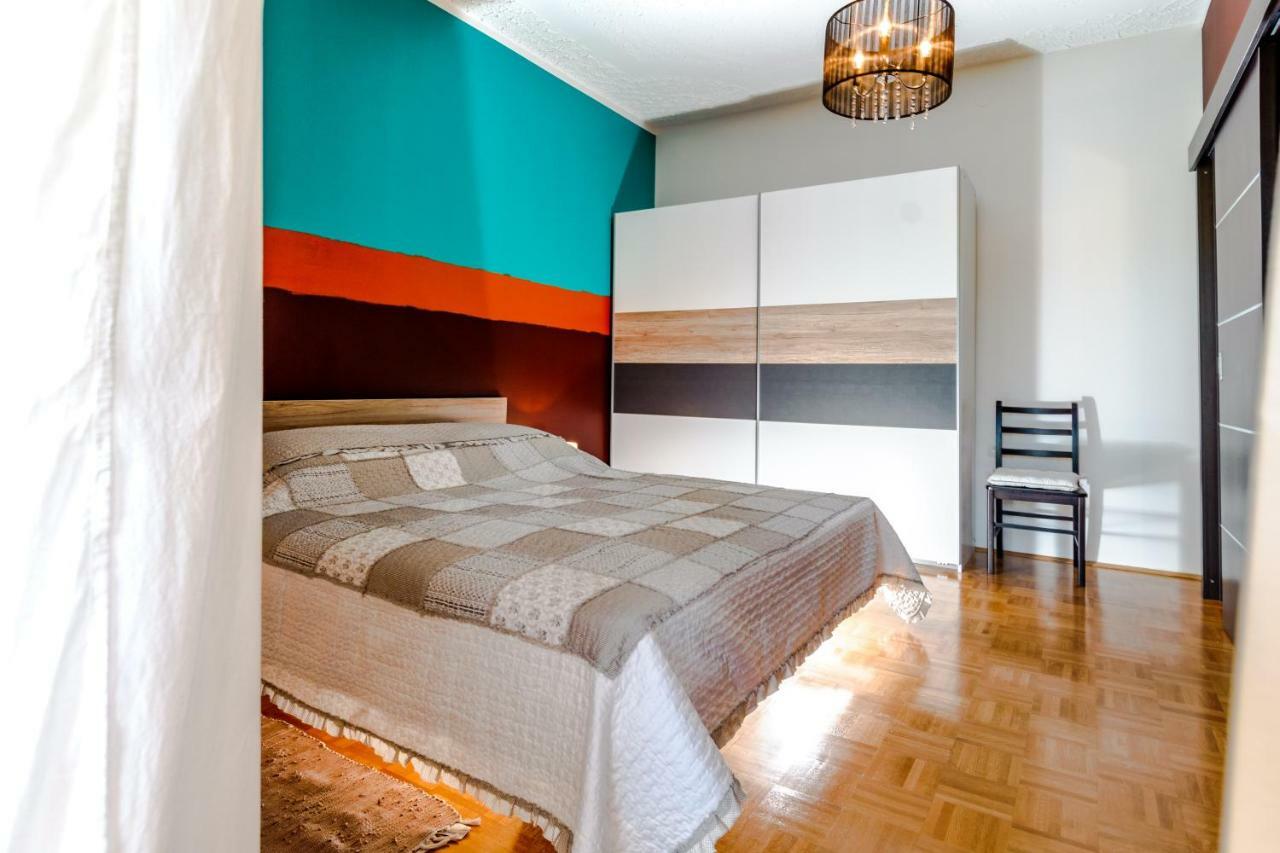 Apartment Yean Kaštela Esterno foto