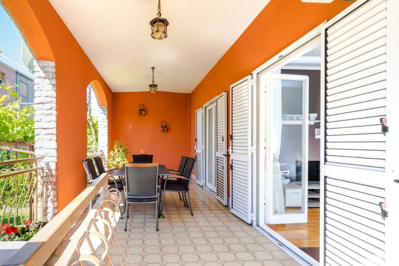 Apartment Yean Kaštela Esterno foto